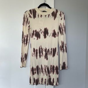 Cute and comfy tie die Zara dress size Small - perfect for going out